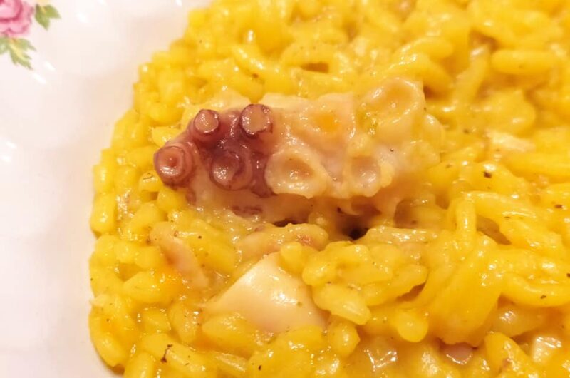 Risotto allo zafferano e curry con polpo